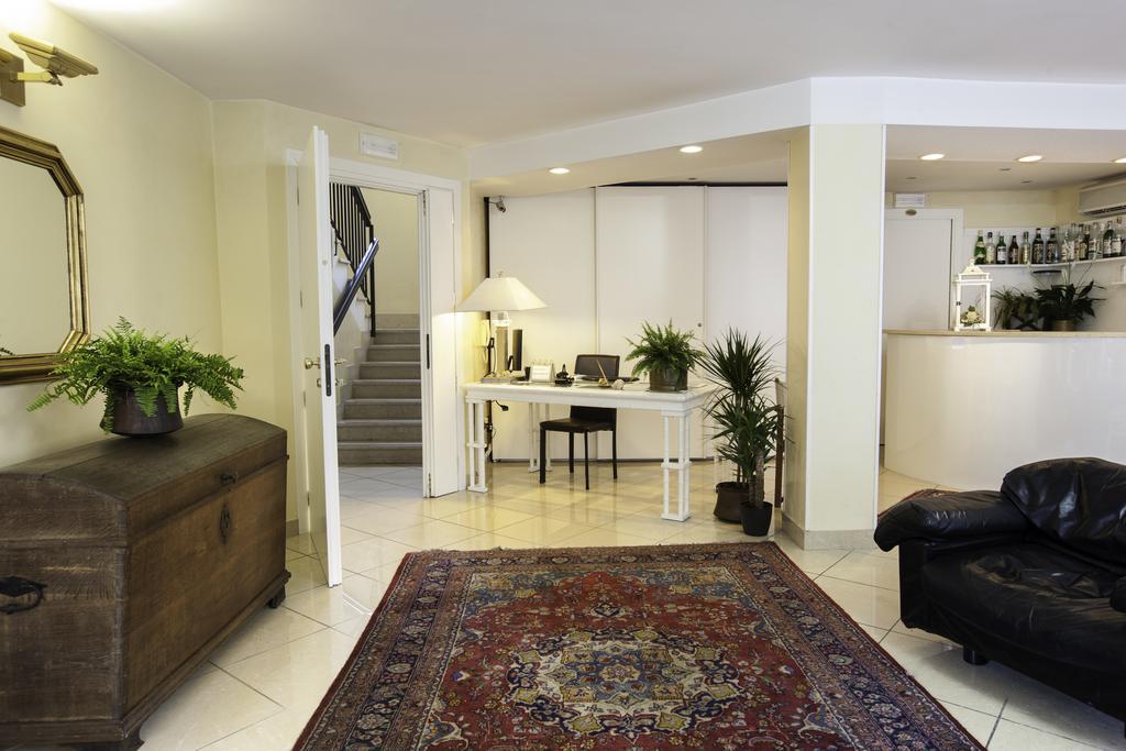 Residence Fellini Rimini Exterior photo